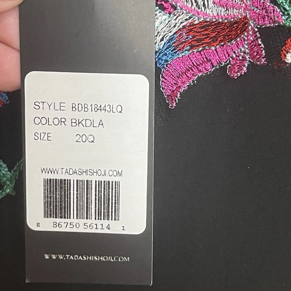 Tadashi Shoji HOLLY FLORAL EMBROIDERED Gown Dress Size 20Q $638 NEW - Picture 6 of 14